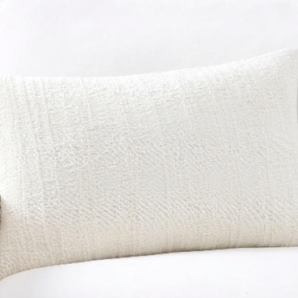 Journey Chenille Jacquard Lumbar Pillow Cover Set of 2, 16 x 26